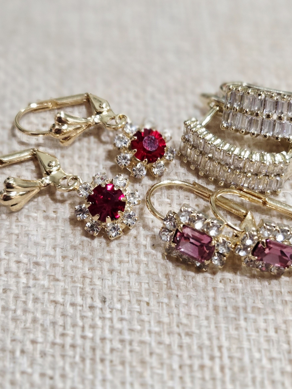 Red/Pink Drop Earrings with Clear Accent Stones And Baguette Style Bundle